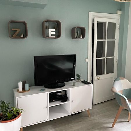 Au Bas De Montmartre ! Apartment Париж Екстериор снимка