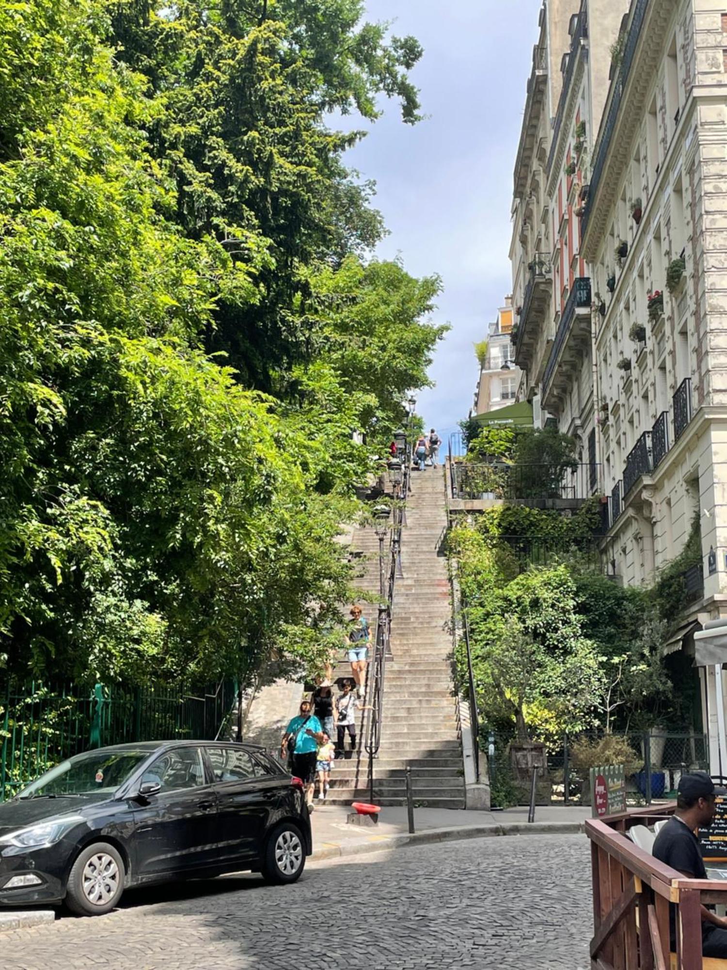 Au Bas De Montmartre ! Apartment Париж Екстериор снимка